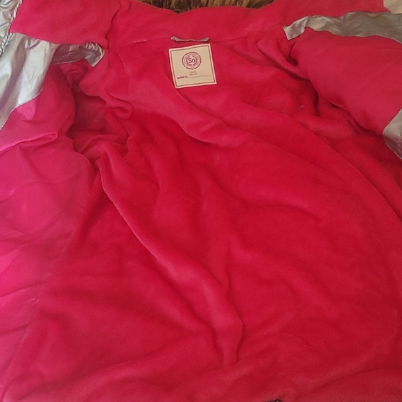 Rain coat - Picture 3 of 4